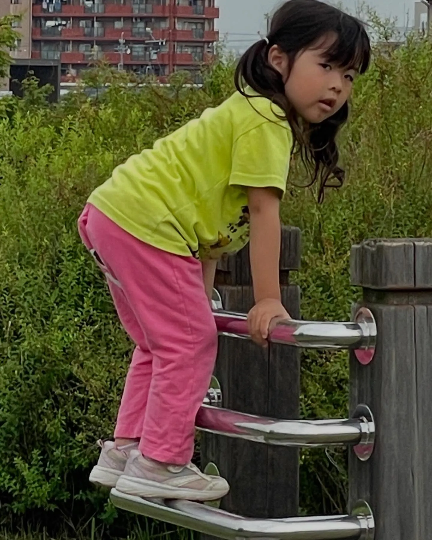 土曜日の小学校の運動会があったので、欠席が多かったので、みん...