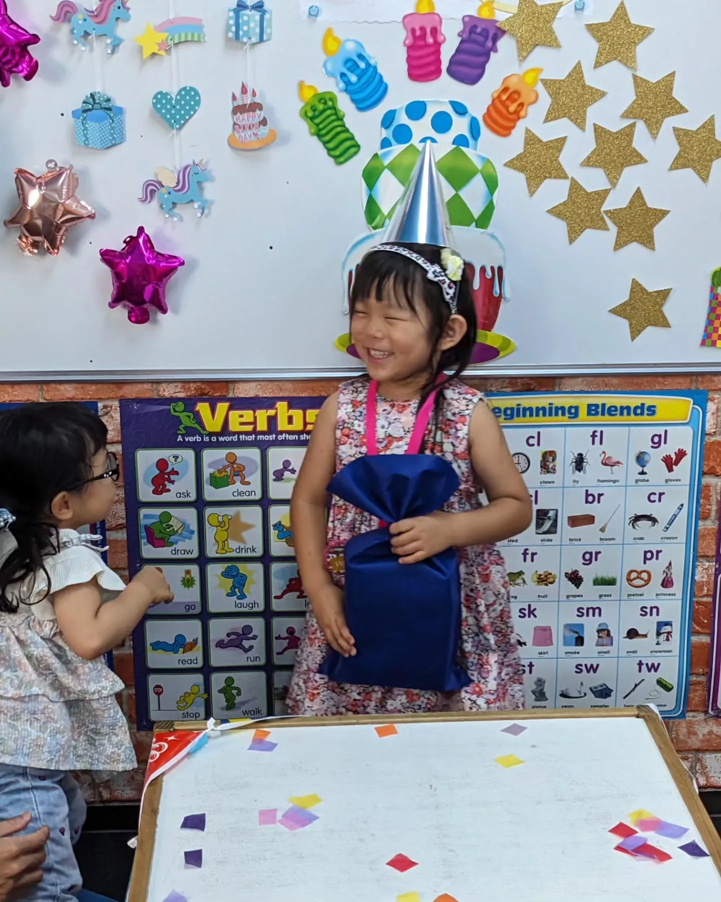 【PS Birthday Party】午後の授業はお誕生日会...