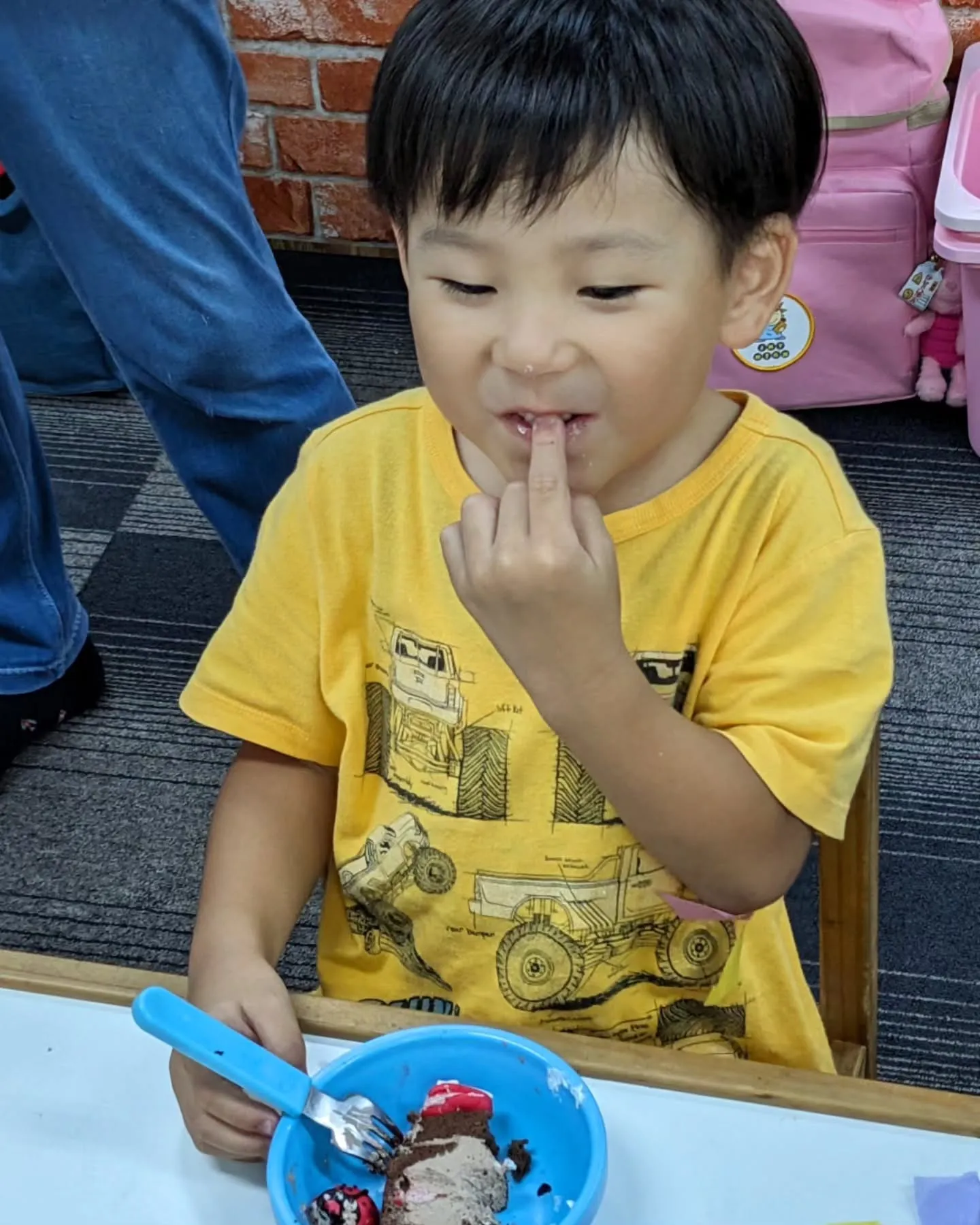 【PS Birthday Party】午後の授業はお誕生日会...